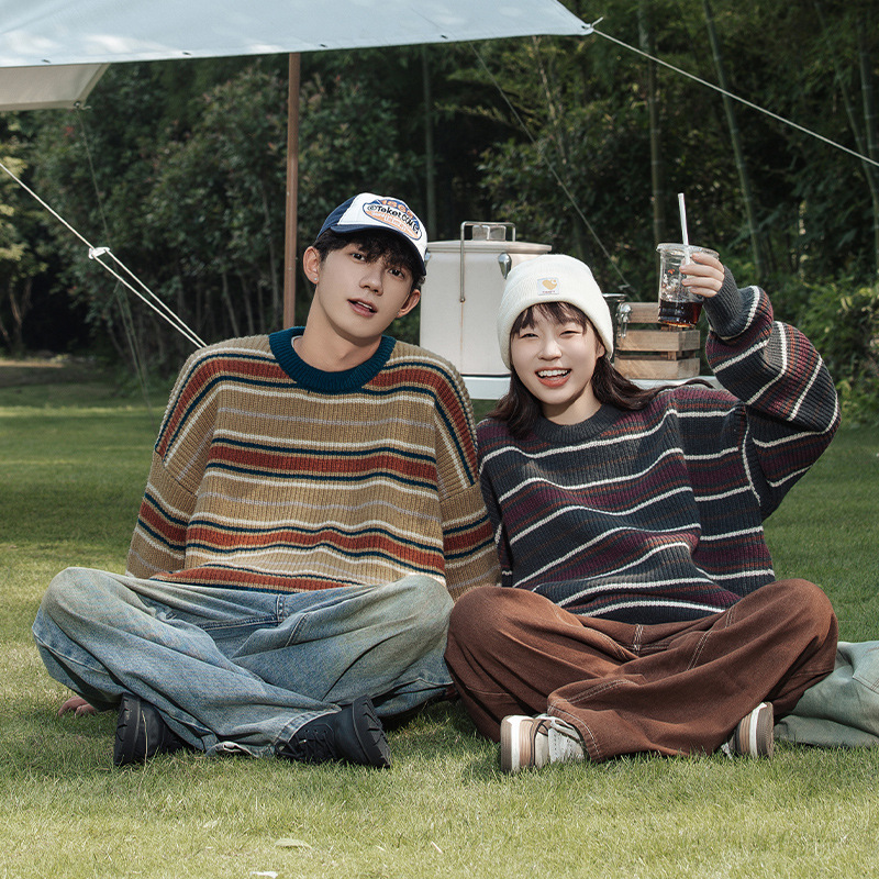 Koreański sweter w paski w sty – Streetwear Brand England recenzja i cena